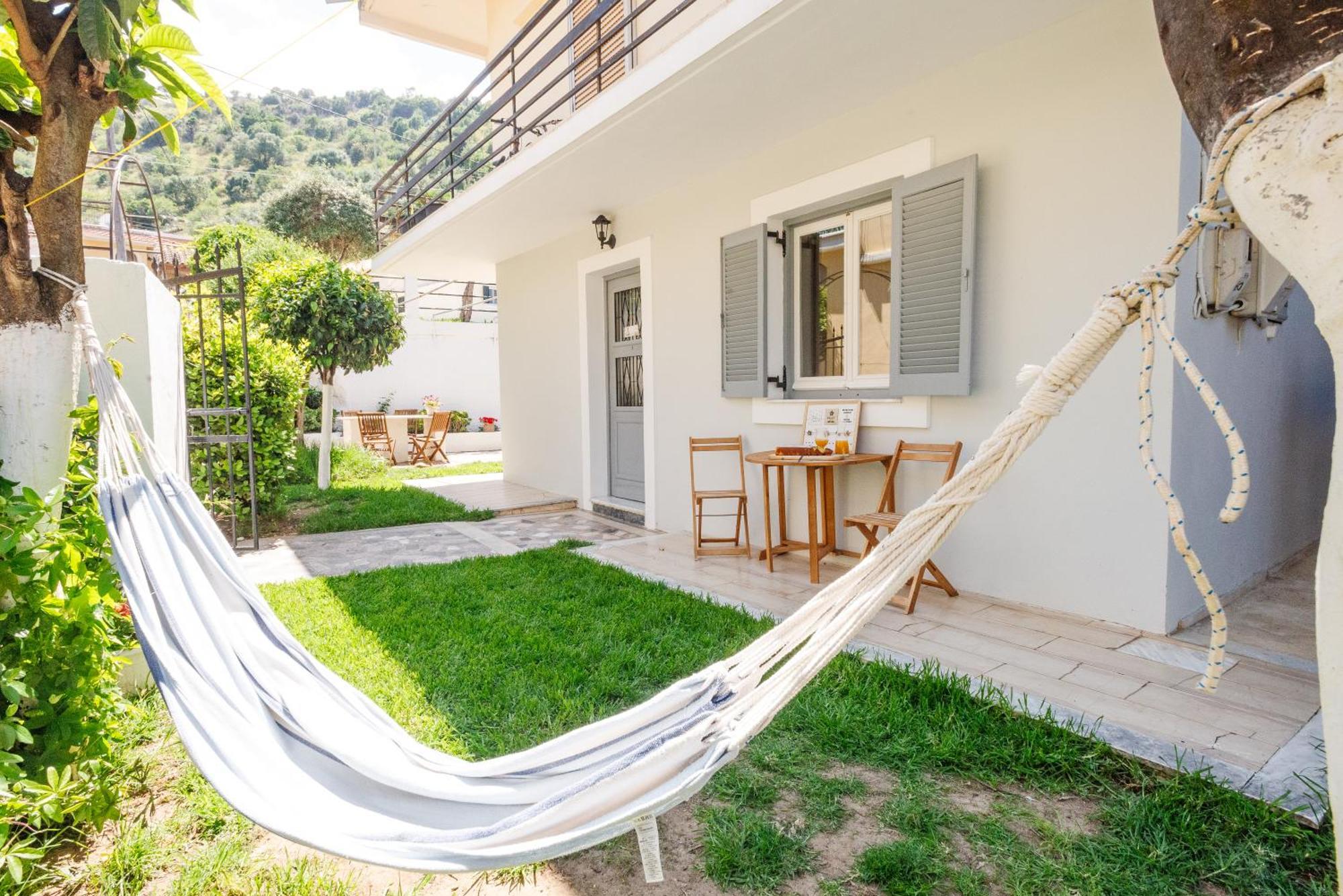 George And Danai Apartments Kassiopi Exterior foto